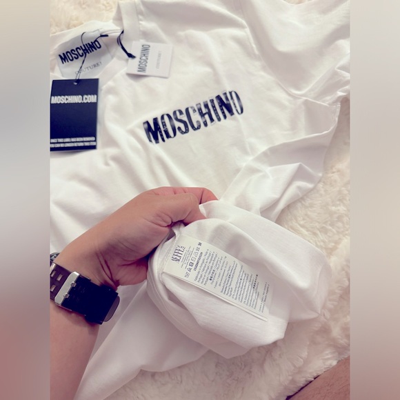 BNWT Moschino Couture Belt logo Tshirt - Picture 4 of 4